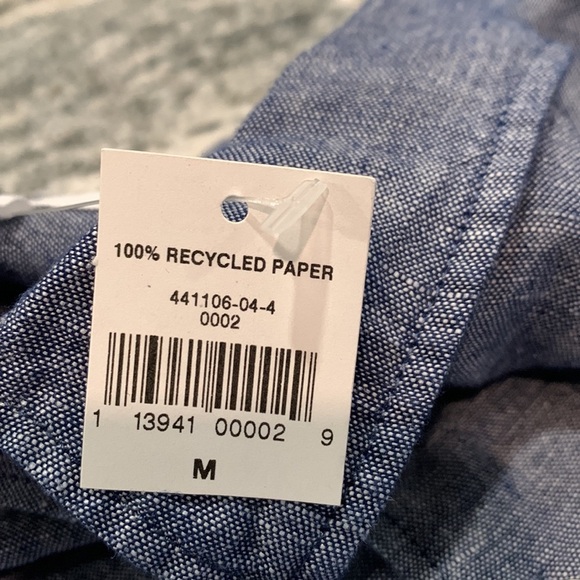 NWT Gap Size M, unisex, 100% recycled paper - Picture 9 of 9